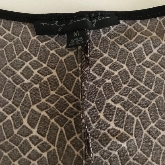 City Triangles M Wrap Dress Fit & Flare Midi 3/4 Sleeve Stretch Office Brown Cas - Picture 8 of 8